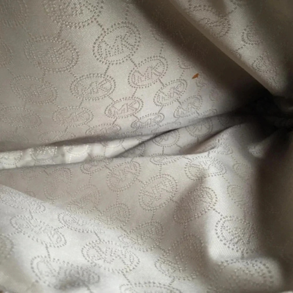 Michael Kors Jet Set Large Studded Backpack Brown - Picture 10 of 11